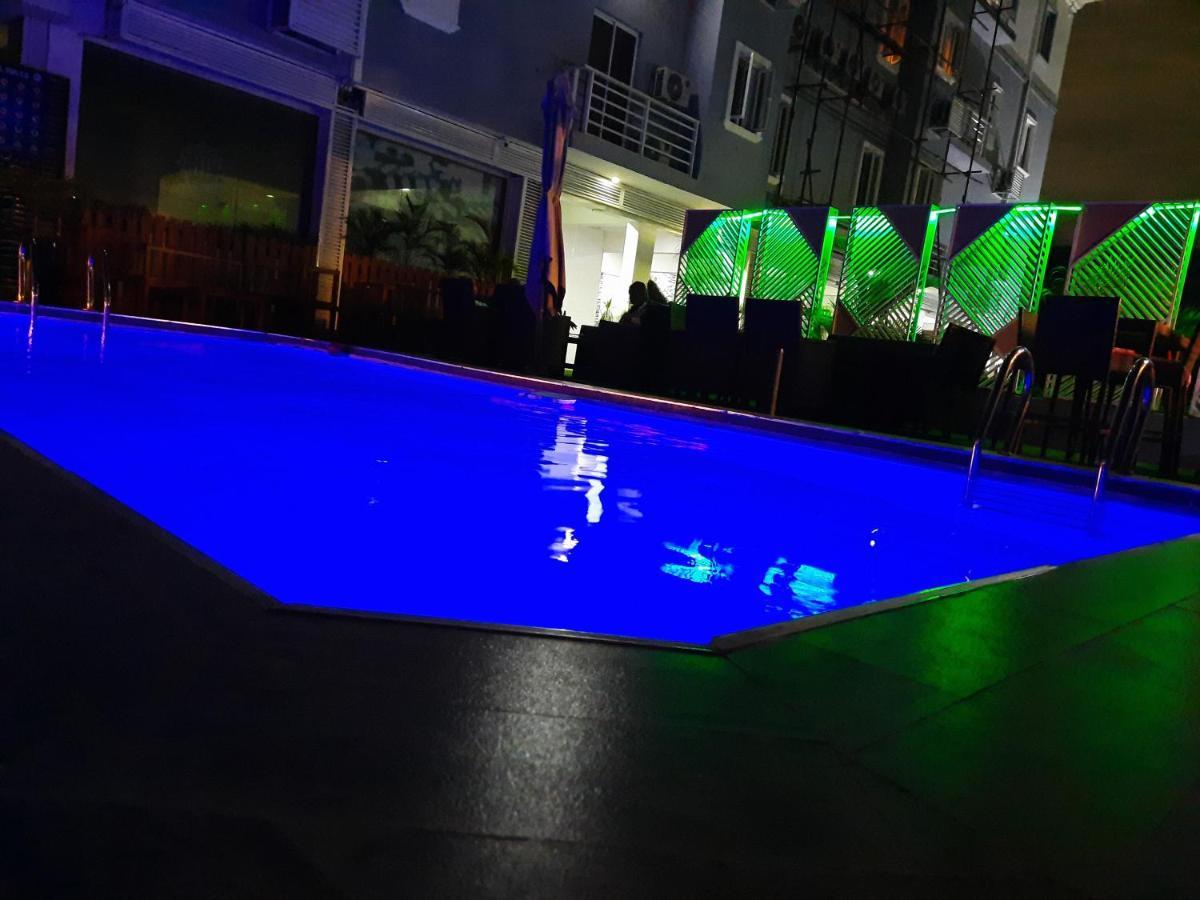 James Court Hotel & Luxury Apartments เลกกี ภายนอก รูปภาพ