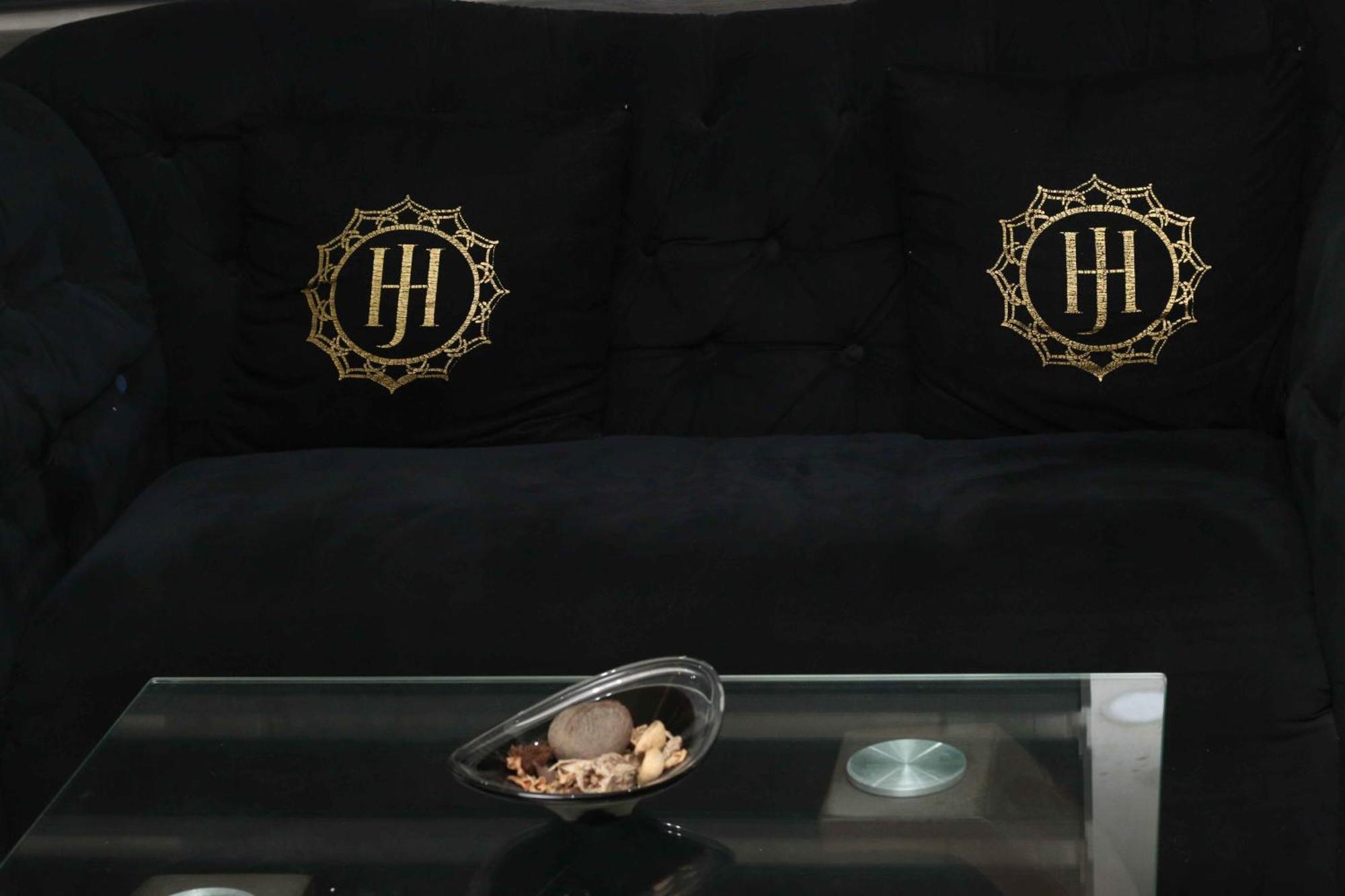 James Court Hotel & Luxury Apartments เลกกี ภายนอก รูปภาพ