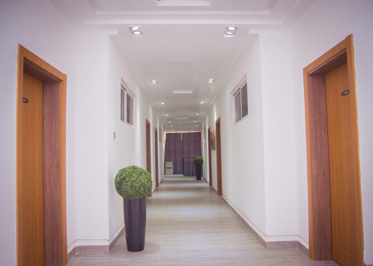 James Court Hotel & Luxury Apartments เลกกี ภายนอก รูปภาพ